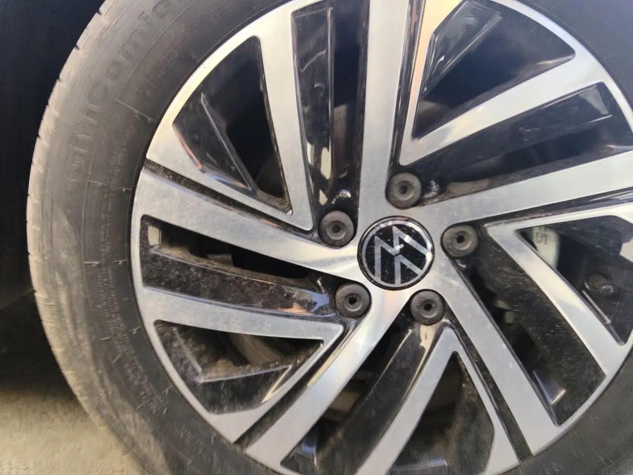 Volkswagen Lavida 2024 1.5L Automatic 5 Million Edition — миниатюра 8