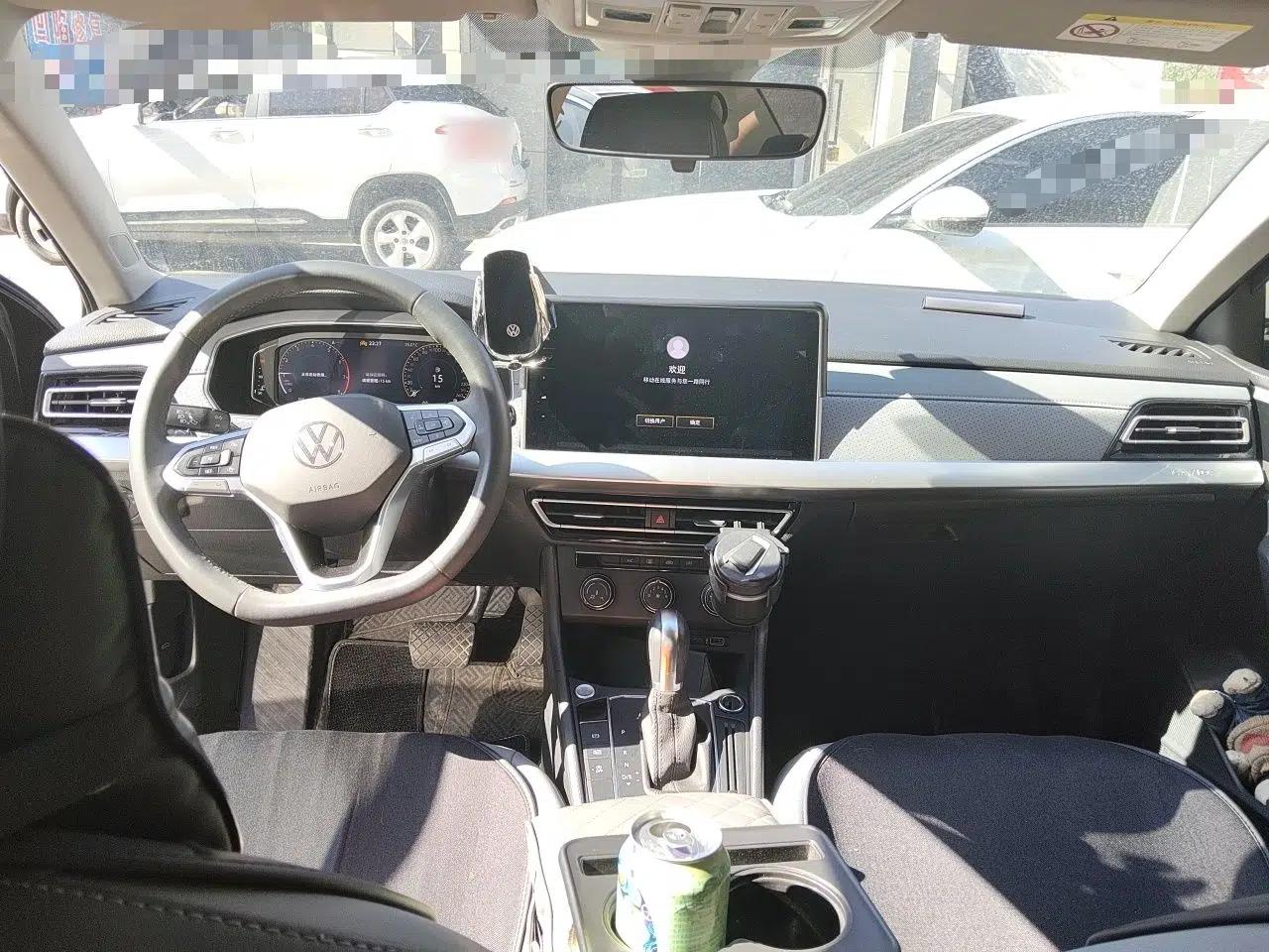 Volkswagen Lavida 2024 1.5L Automatic 5 Million Edition — миниатюра 9
