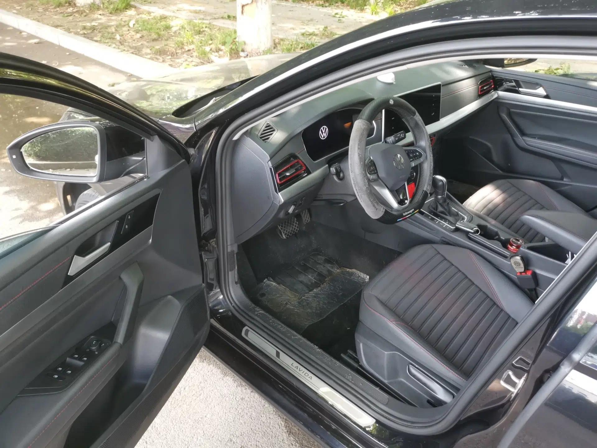 Volkswagen Lavida 2023 280TSI DSG Starry Sky Deluxe Edition — миниатюра 16