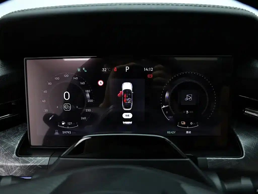 Lynk & Co 09 EM-P 2021 2.0T PHEV Ultra Six-Seater — миниатюра 11