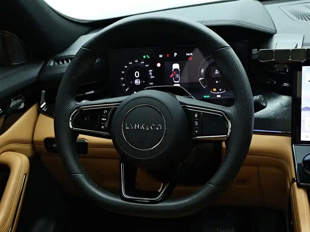 Lynk & Co 09 EM-P 2021 2.0T PHEV Ultra Six-Seater — миниатюра 15