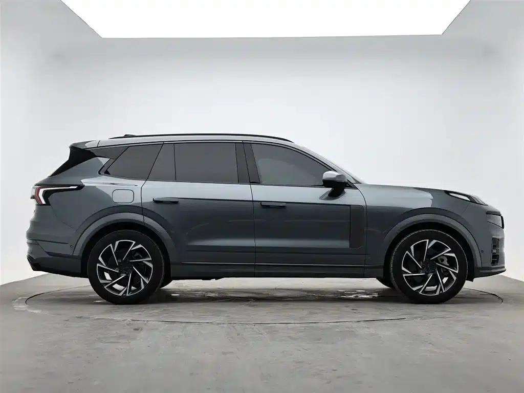 Lynk & Co 09 EM-P 2021 2.0T PHEV Ultra Six-Seater — миниатюра 5