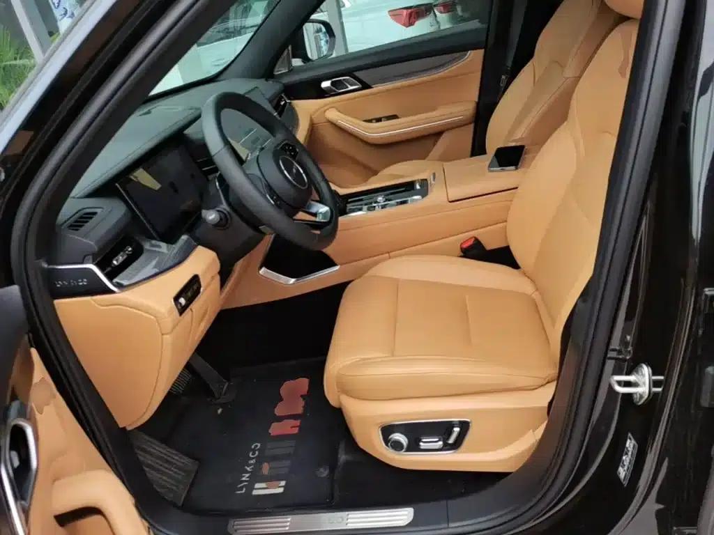 Lynk & Co 09 EM-P 2025 2.0TD EM-P AWD Max 5-seater — миниатюра 15