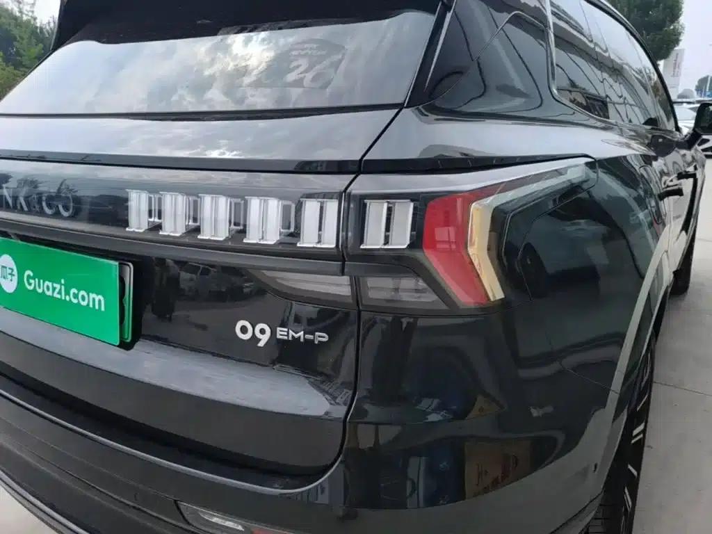 Lynk & Co 09 EM-P 2025 2.0TD EM-P AWD Max 5-seater — миниатюра 8