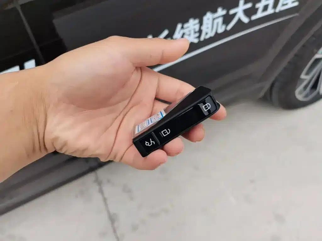 Lynk & Co 09 EM-P 2025 2.0TD EM-P AWD Max 5-seater — миниатюра 9
