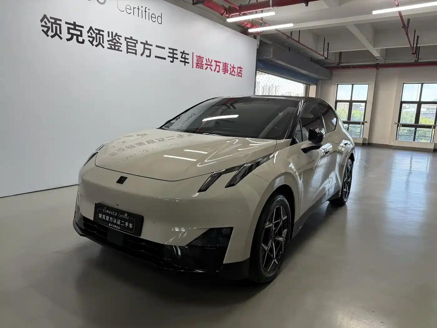 Lynk & Co Z20 2025 Model 530km RWD Pro — миниатюра 1