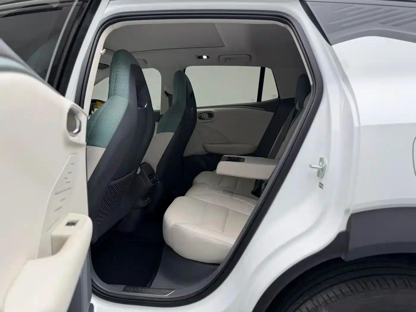 Lynk & Co 06 EM-P 2024 Model EM-P 126L Long Range Max — миниатюра 10