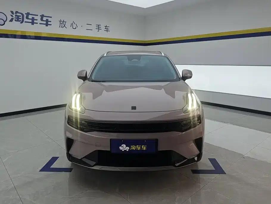 Lynk & Co 06 EM-P 2022 PHEV Shero Pink Special Edition — миниатюра 2