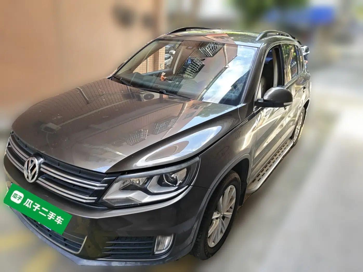 Volkswagen Tiguan 2015 1.8TSI Automatic Two-Wheel Drive Comfort Edition — миниатюра 1