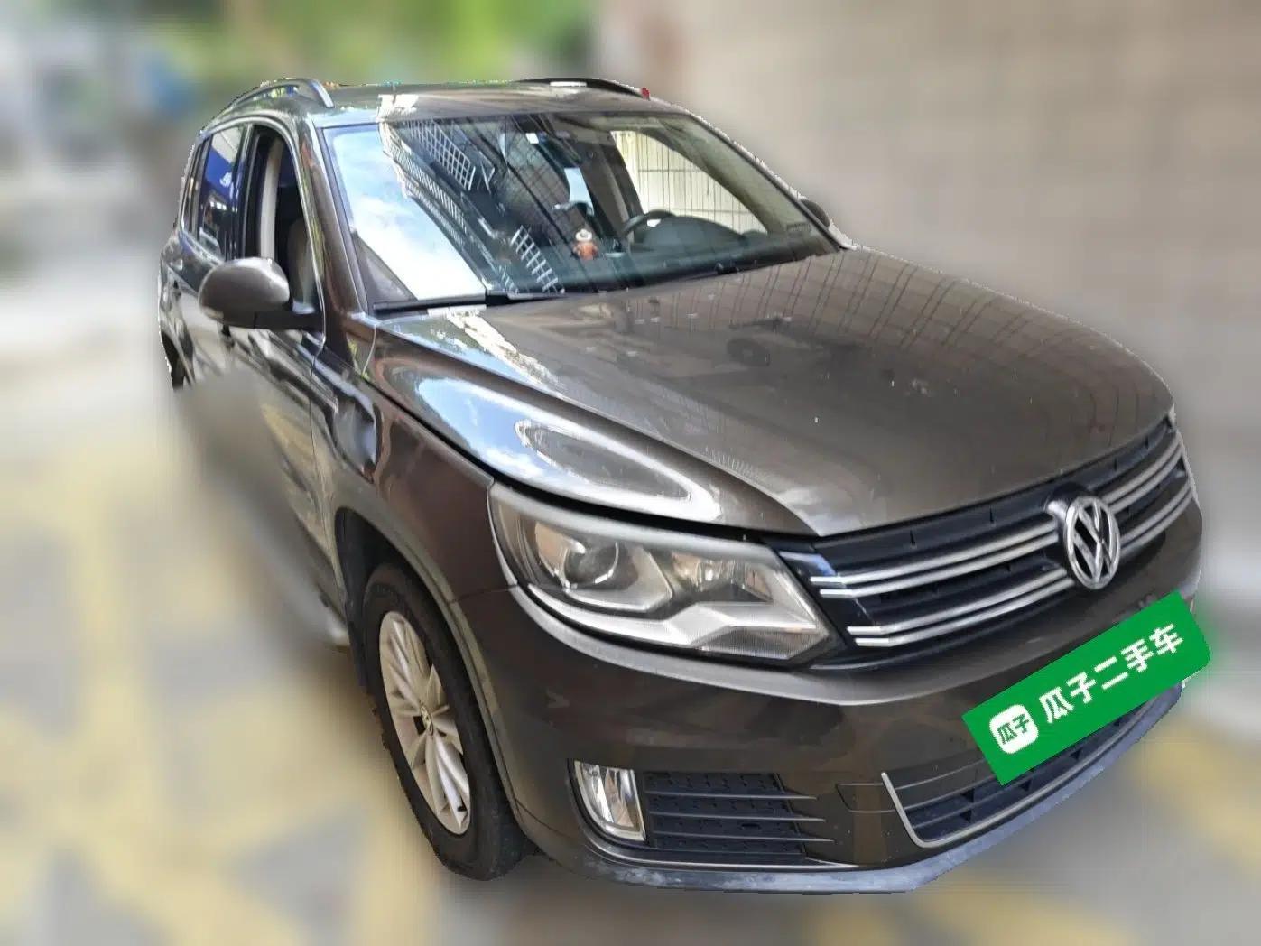Volkswagen Tiguan 2015 1.8TSI Automatic Two-Wheel Drive Comfort Edition — миниатюра 3