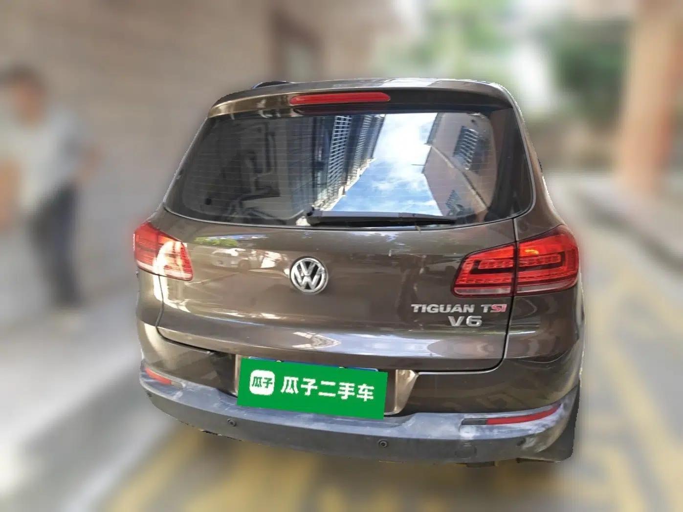 Volkswagen Tiguan 2015 1.8TSI Automatic Two-Wheel Drive Comfort Edition — миниатюра 5