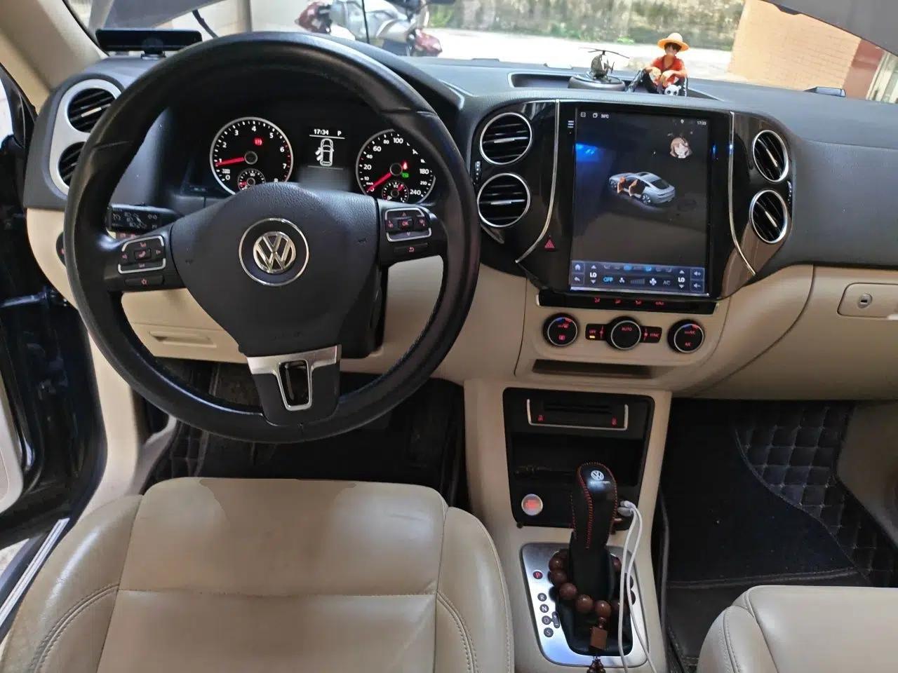 Volkswagen Tiguan 2015 1.8TSI Automatic Two-Wheel Drive Comfort Edition — миниатюра 9