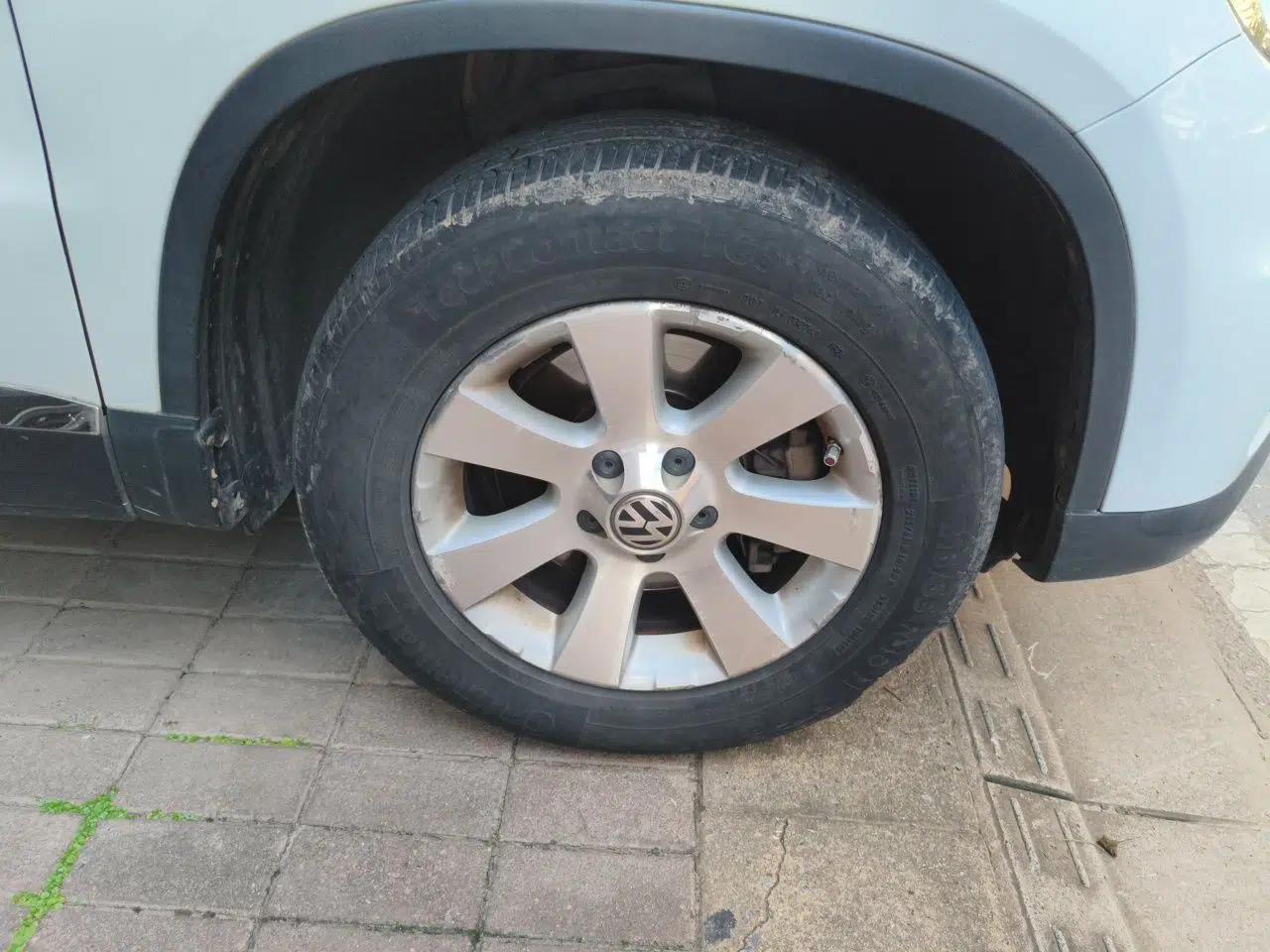 Volkswagen Tiguan 2012 1.8TSI Automatic All-Wheel Drive Fashion Edition — миниатюра 8