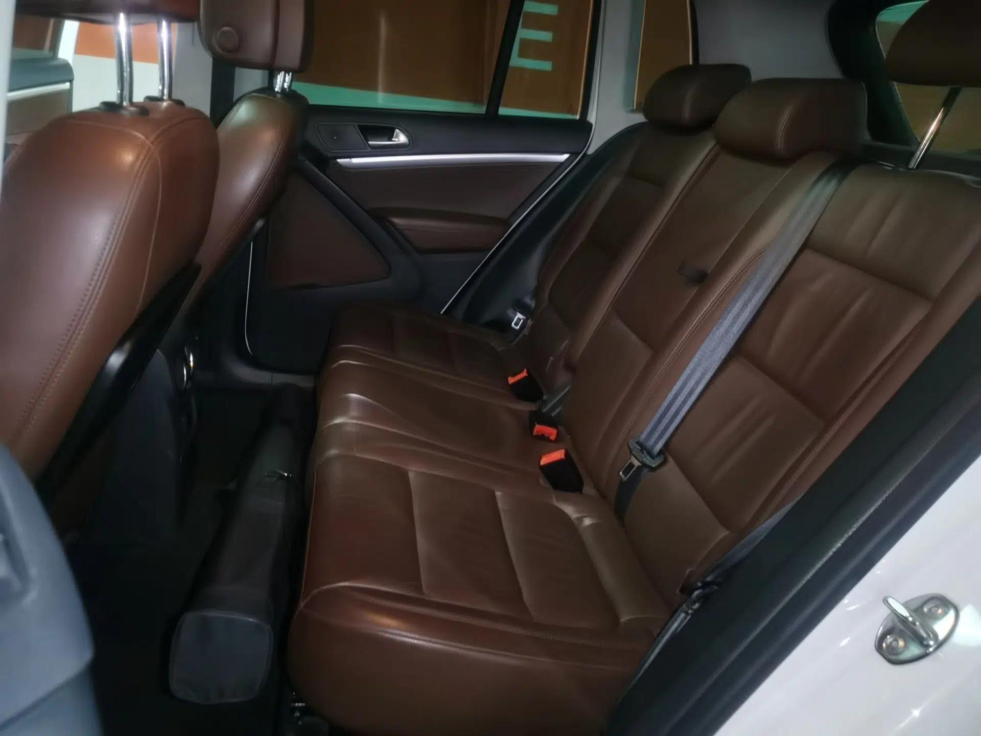 Volkswagen Tiguan 2012 2.0 TSI Comfort Edition — миниатюра 17