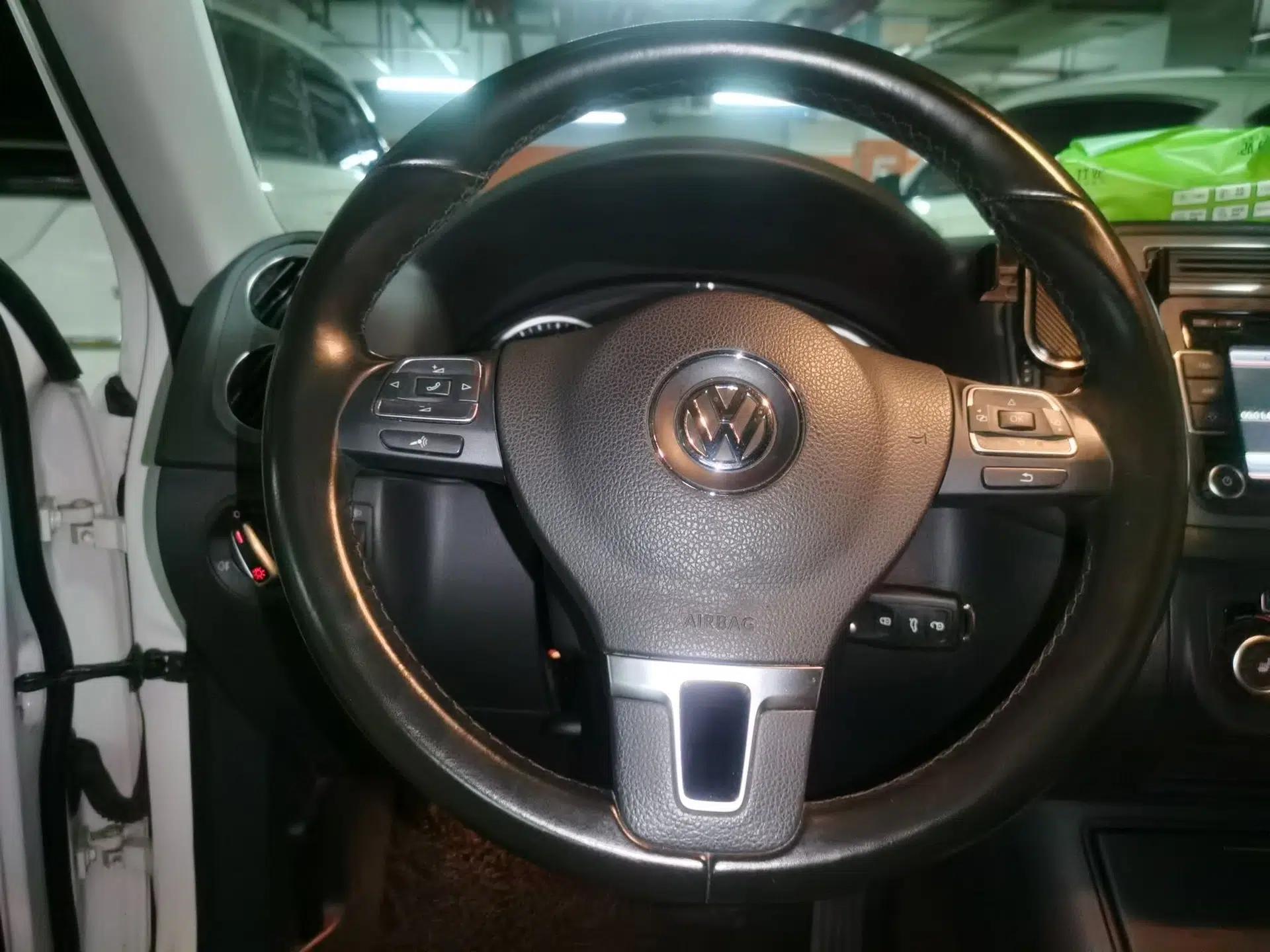 Volkswagen Tiguan 2012 2.0 TSI Comfort Edition — миниатюра 10