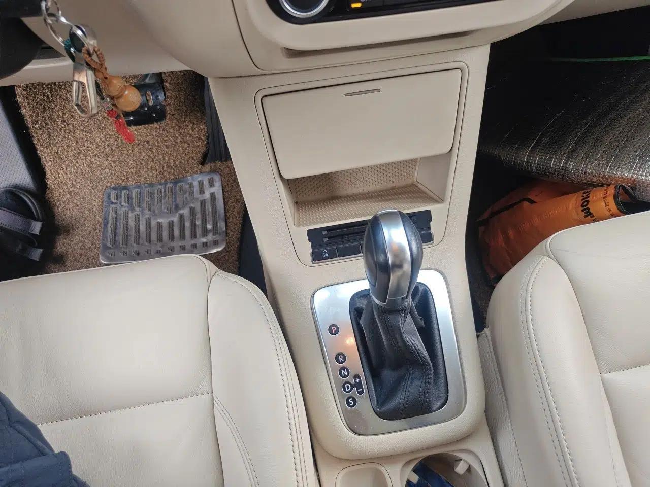Volkswagen Tiguan 2012 1.8TSI Automatic Two-Wheel Drive Elite Edition — миниатюра 14