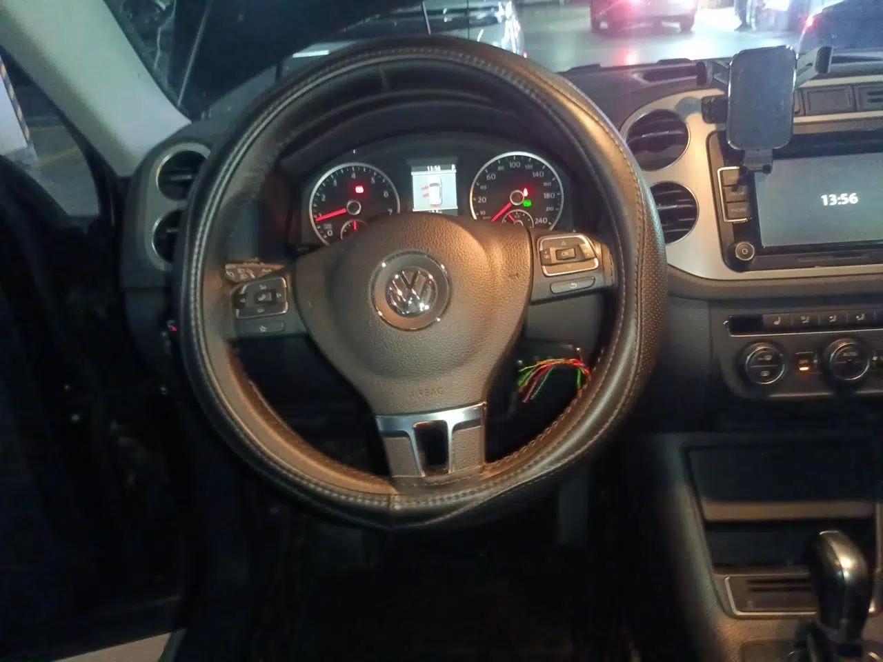 Volkswagen Tiguan 2014 1.8TSI Automatic 2WD 30th Anniversary Edition — миниатюра 10