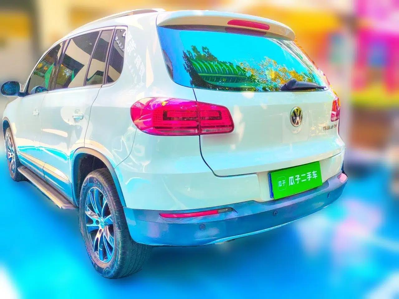 Volkswagen Tiguan 2015 1.8TSI Automatic Two-Wheel Drive Luxury Model — миниатюра 4