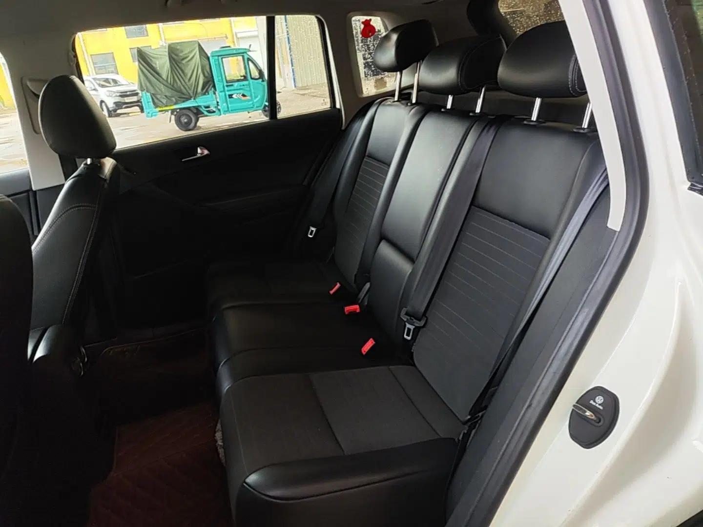 Volkswagen Tiguan 2016 280TSI Automatic Two-Wheel-Drive Silk Road Style Edition — миниатюра 20