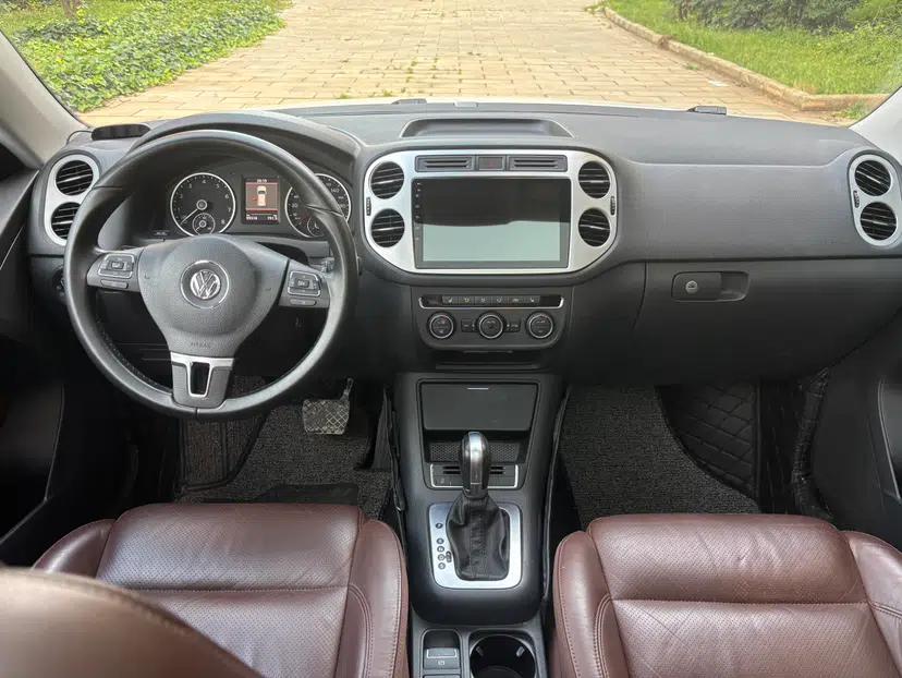 Volkswagen Tiguan 2013 1.8TSI Automatic Two-Wheel Drive Luxury Model — миниатюра 13