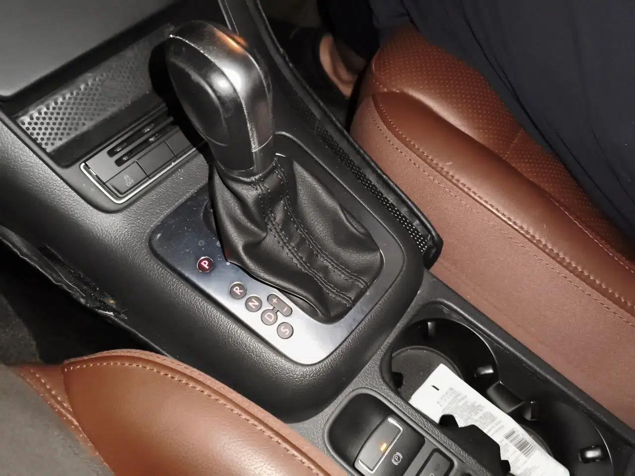 Volkswagen Tiguan 2013 1.8TSI Automatic Two-Wheel Drive Luxury Model — миниатюра 14