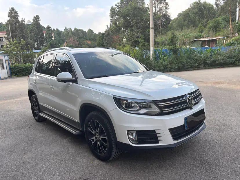 Volkswagen Tiguan 2013 1.8TSI Automatic Two-Wheel Drive Luxury Model — миниатюра 4