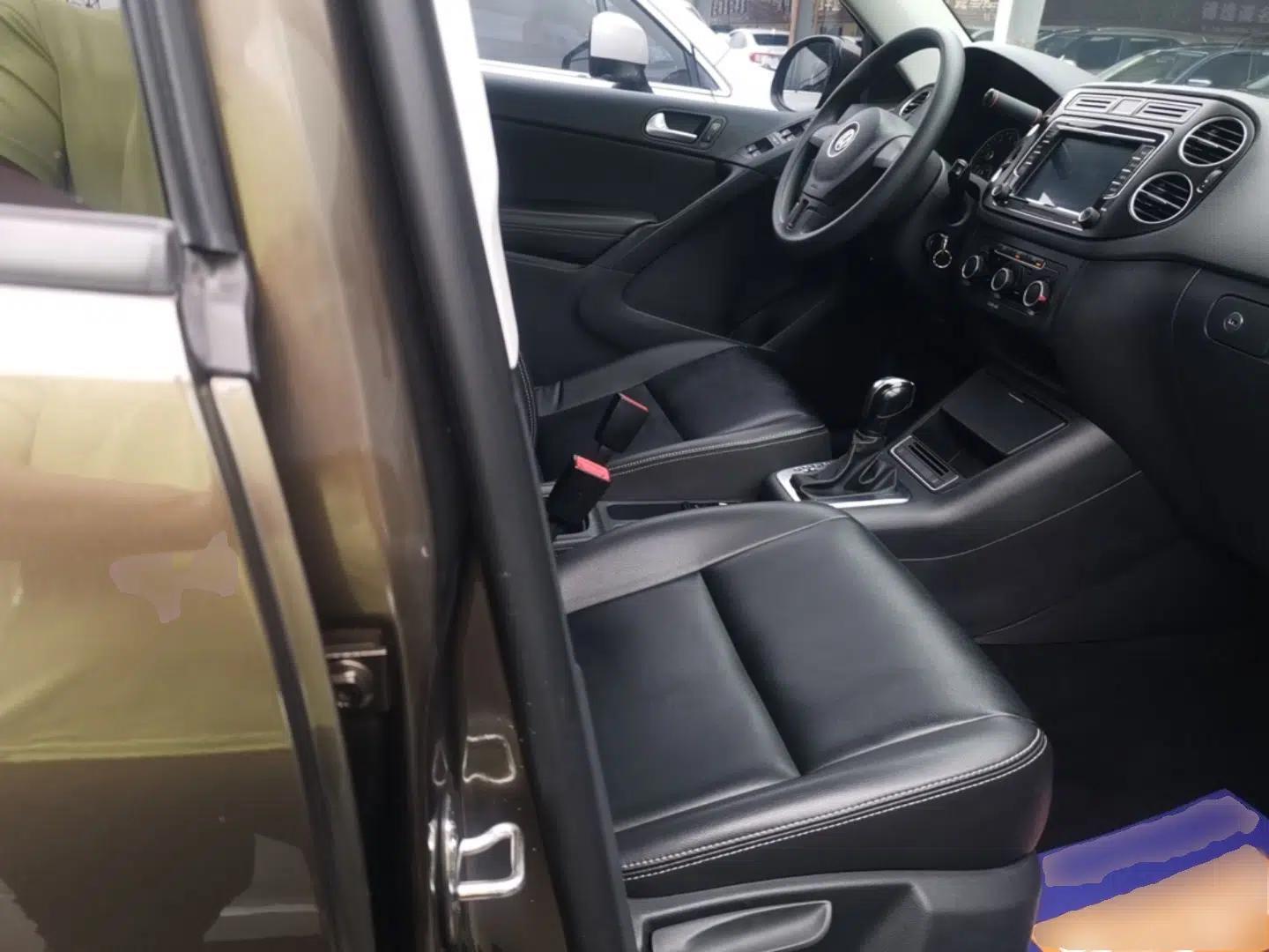 Volkswagen Tiguan 2016 300TSI Automatic Two-Wheel Drive Trend Edition — миниатюра 19