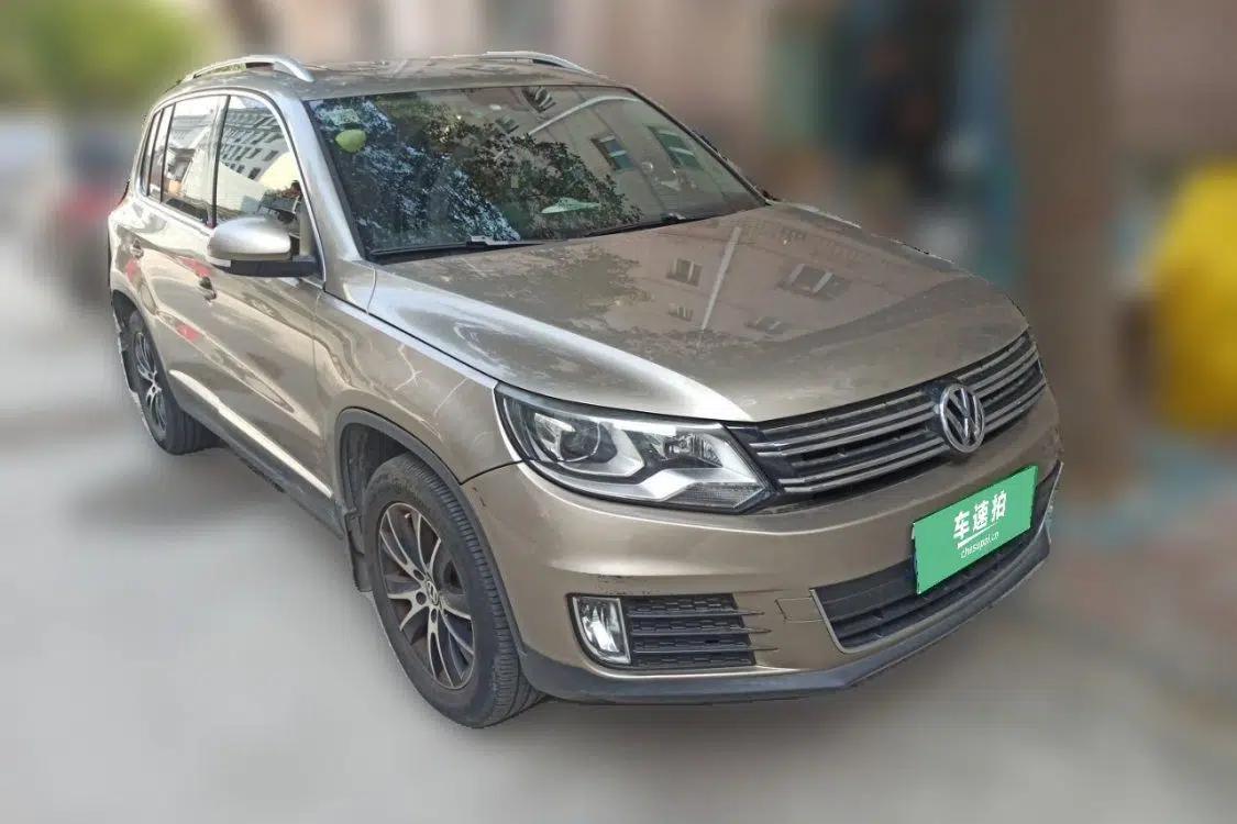 Volkswagen Tiguan 2015 1.8TSI Automatic All-Wheel-Drive Luxury Model — миниатюра 3