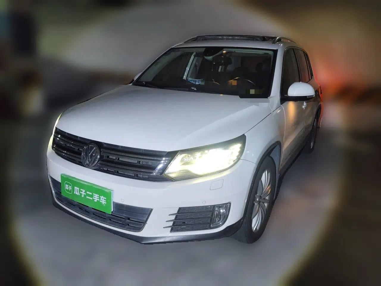 Volkswagen Tiguan 2013 2.0 TSI Automatic All-Wheel-Drive Flagship Edition — миниатюра 1