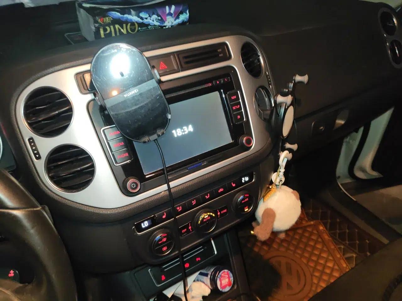 Volkswagen Tiguan 2013 2.0 TSI Automatic All-Wheel-Drive Flagship Edition — миниатюра 13