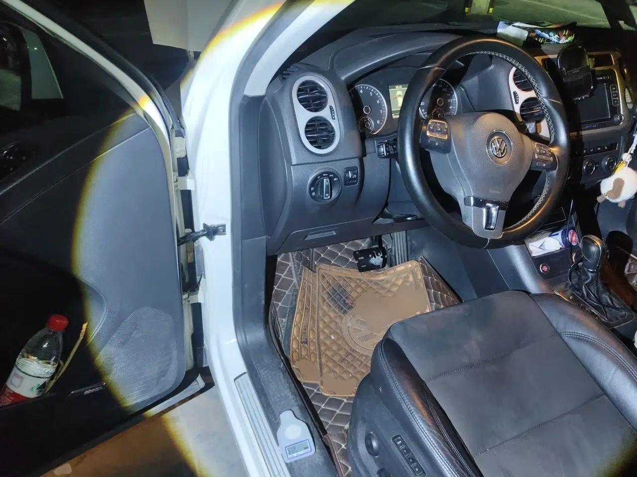 Volkswagen Tiguan 2013 2.0 TSI Automatic All-Wheel-Drive Flagship Edition — миниатюра 16