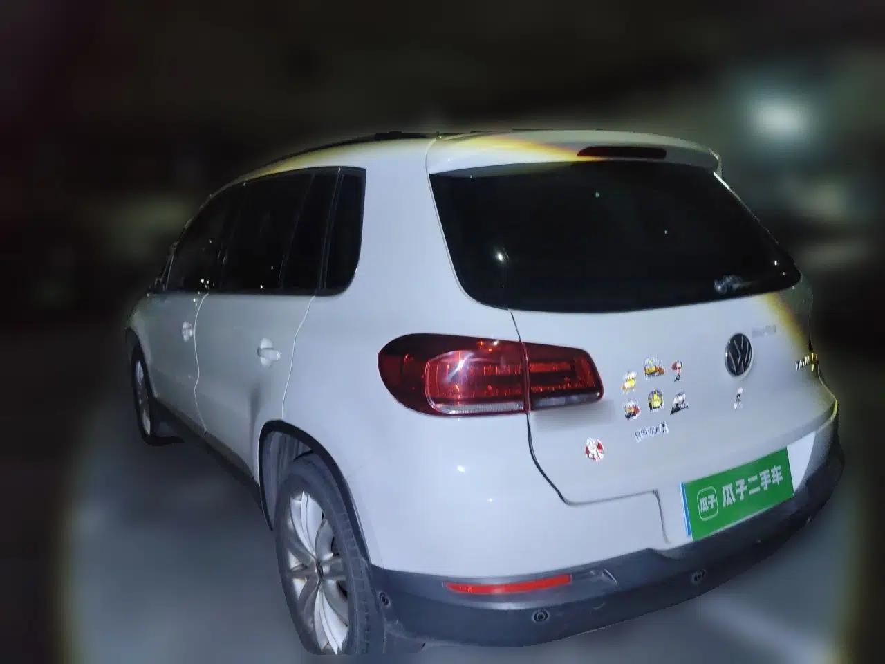Volkswagen Tiguan 2013 2.0 TSI Automatic All-Wheel-Drive Flagship Edition — миниатюра 4