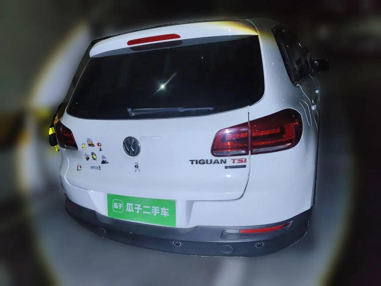 Volkswagen Tiguan 2013 2.0 TSI Automatic All-Wheel-Drive Flagship Edition — миниатюра 5