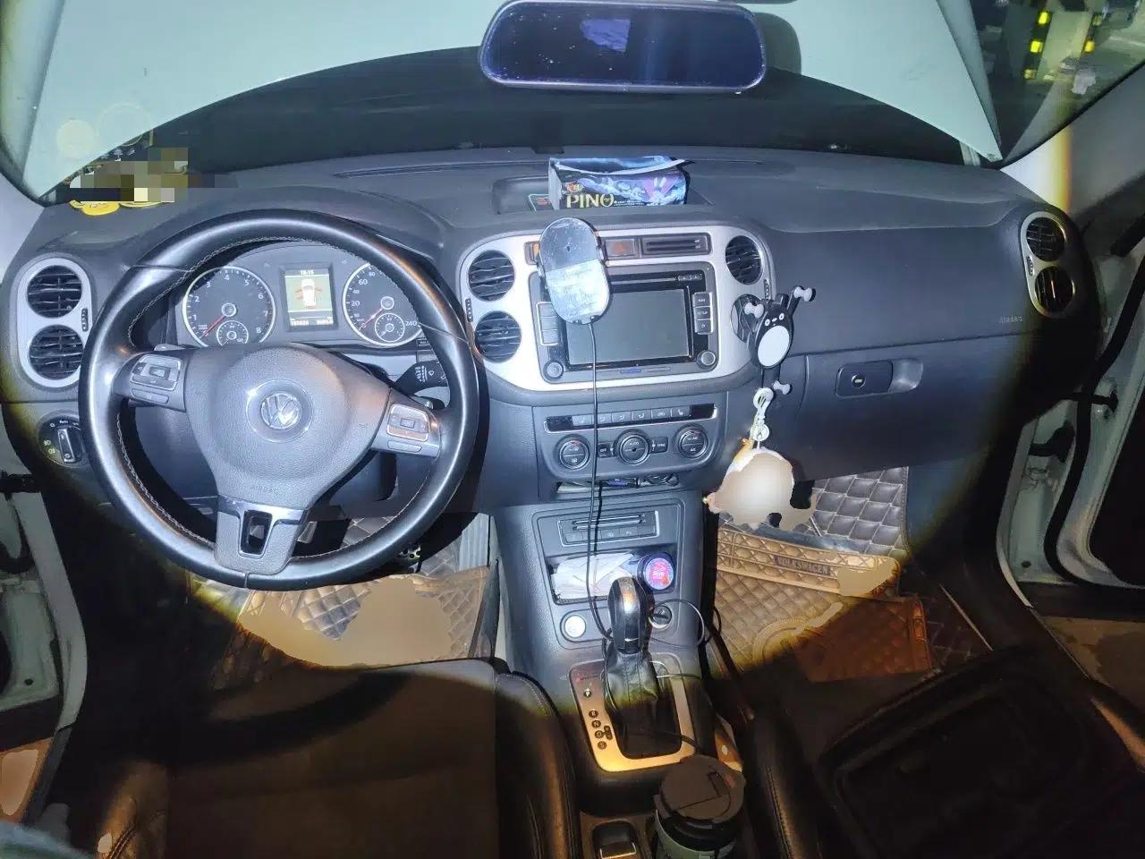 Volkswagen Tiguan 2013 2.0 TSI Automatic All-Wheel-Drive Flagship Edition — миниатюра 9