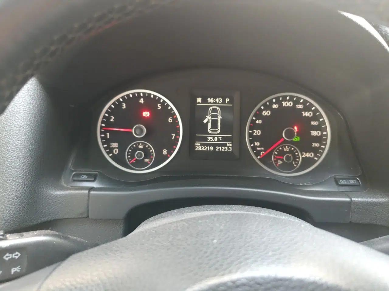 Volkswagen Tiguan 2012 1.8TSI Automatic All-Wheel Drive Elite Edition — миниатюра 11