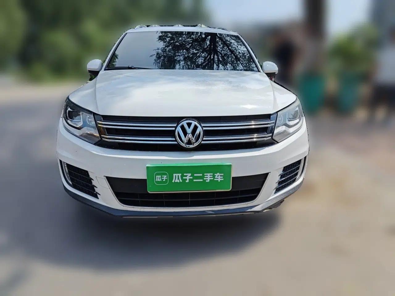 Volkswagen Tiguan 2015 1.8TSI Automatic All-Wheel-Drive Luxury Model — миниатюра 2