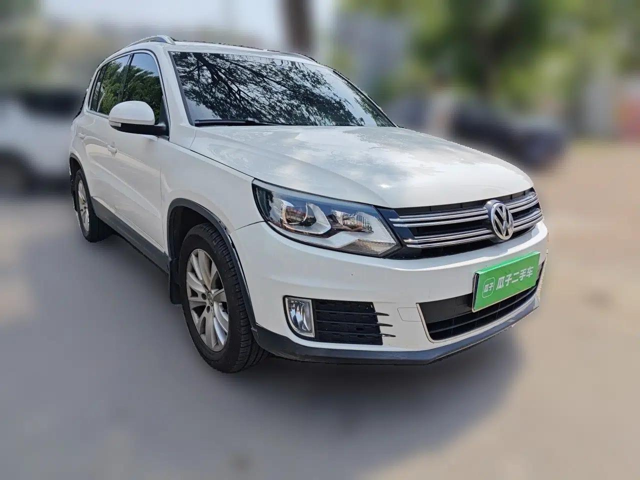 Volkswagen Tiguan 2015 1.8TSI Automatic All-Wheel-Drive Luxury Model — миниатюра 3