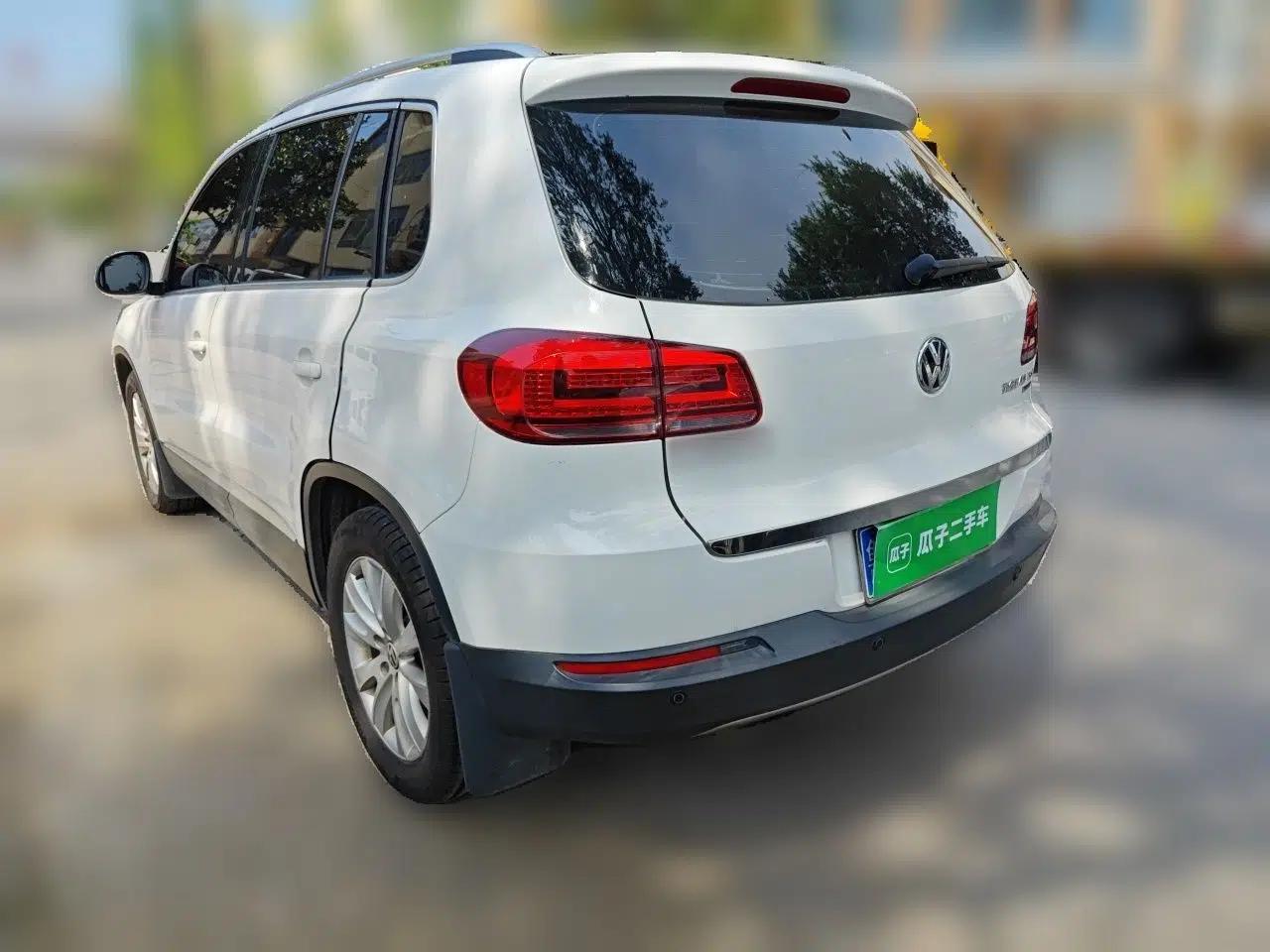 Volkswagen Tiguan 2015 1.8TSI Automatic All-Wheel-Drive Luxury Model — миниатюра 4