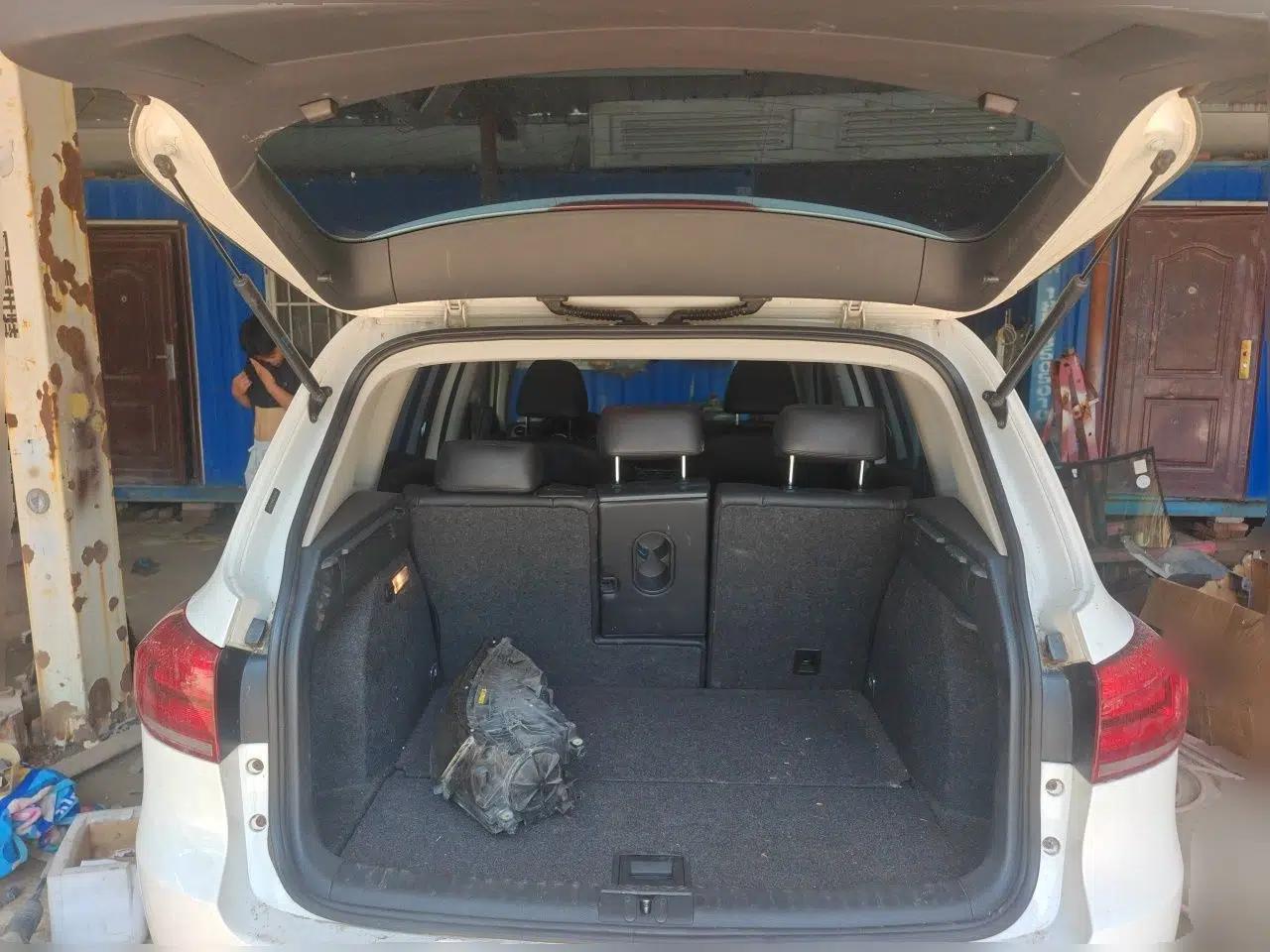 Volkswagen Tiguan 2013 1.8 TSI Automatic Two-Wheel Drive Comfort Edition — миниатюра 19