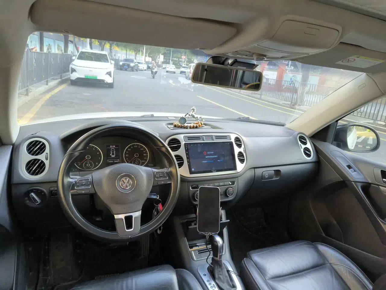 Volkswagen Tiguan 2014 1.8TSI Automatic 2WD 30th Anniversary Edition — миниатюра 9
