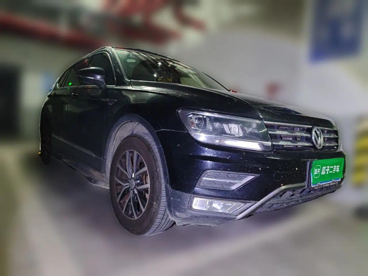 Volkswagen Tiguan L 2018 Facelift 330TSI Automatic Two-Wheel Drive Luxury Edition — миниатюра 3