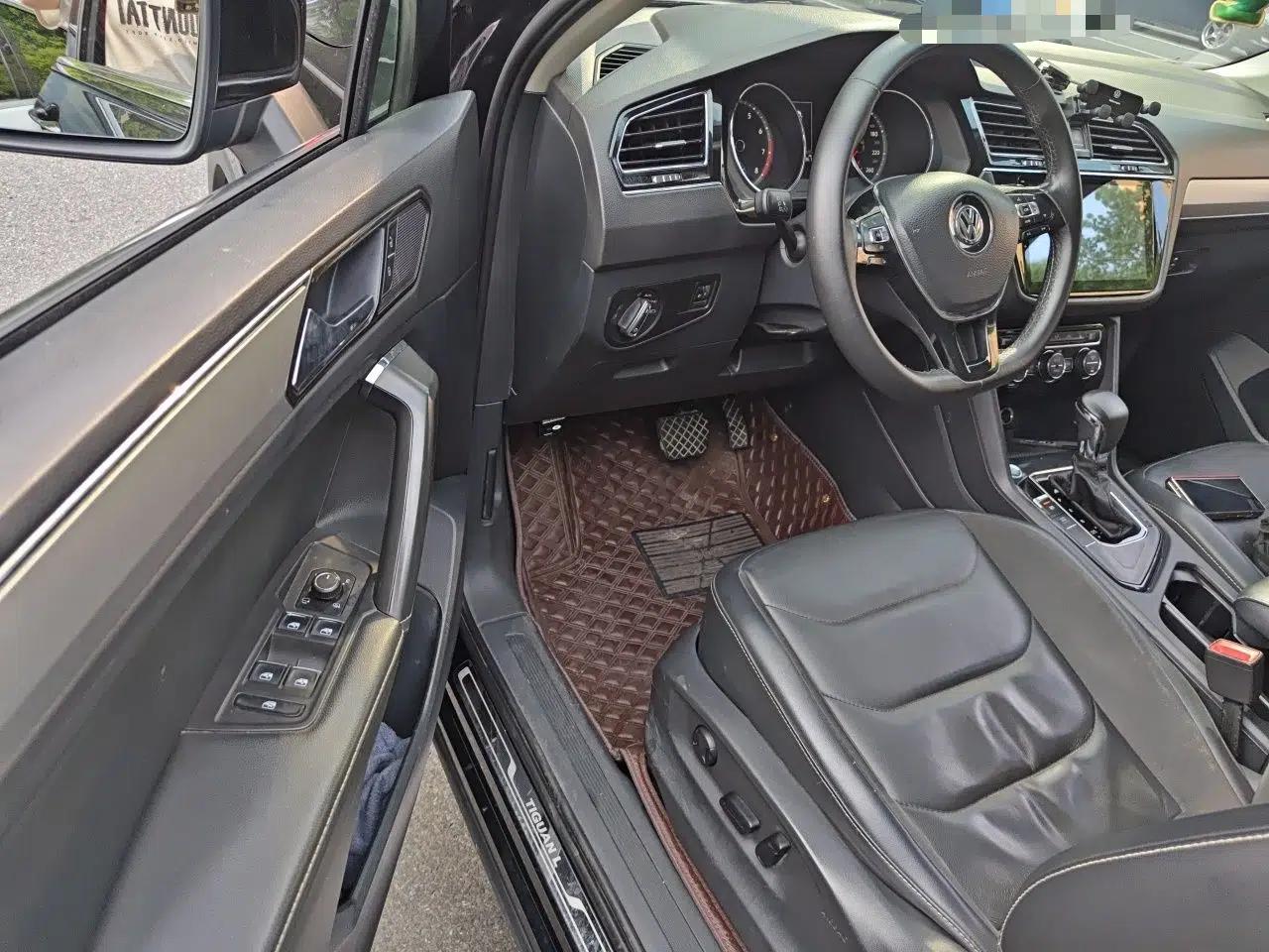 Volkswagen Tiguan L 2018 Facelift 330TSI Automatic Two-Wheel Drive Luxury Edition — миниатюра 16
