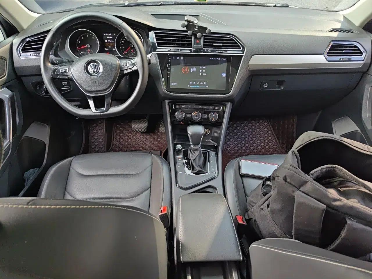 Volkswagen Tiguan L 2018 Facelift 330TSI Automatic Two-Wheel Drive Luxury Edition — миниатюра 9