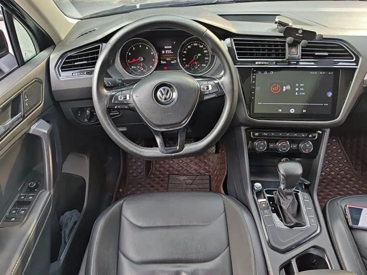 Volkswagen Tiguan L 2018 Facelift 330TSI Automatic Two-Wheel Drive Luxury Edition — миниатюра 10