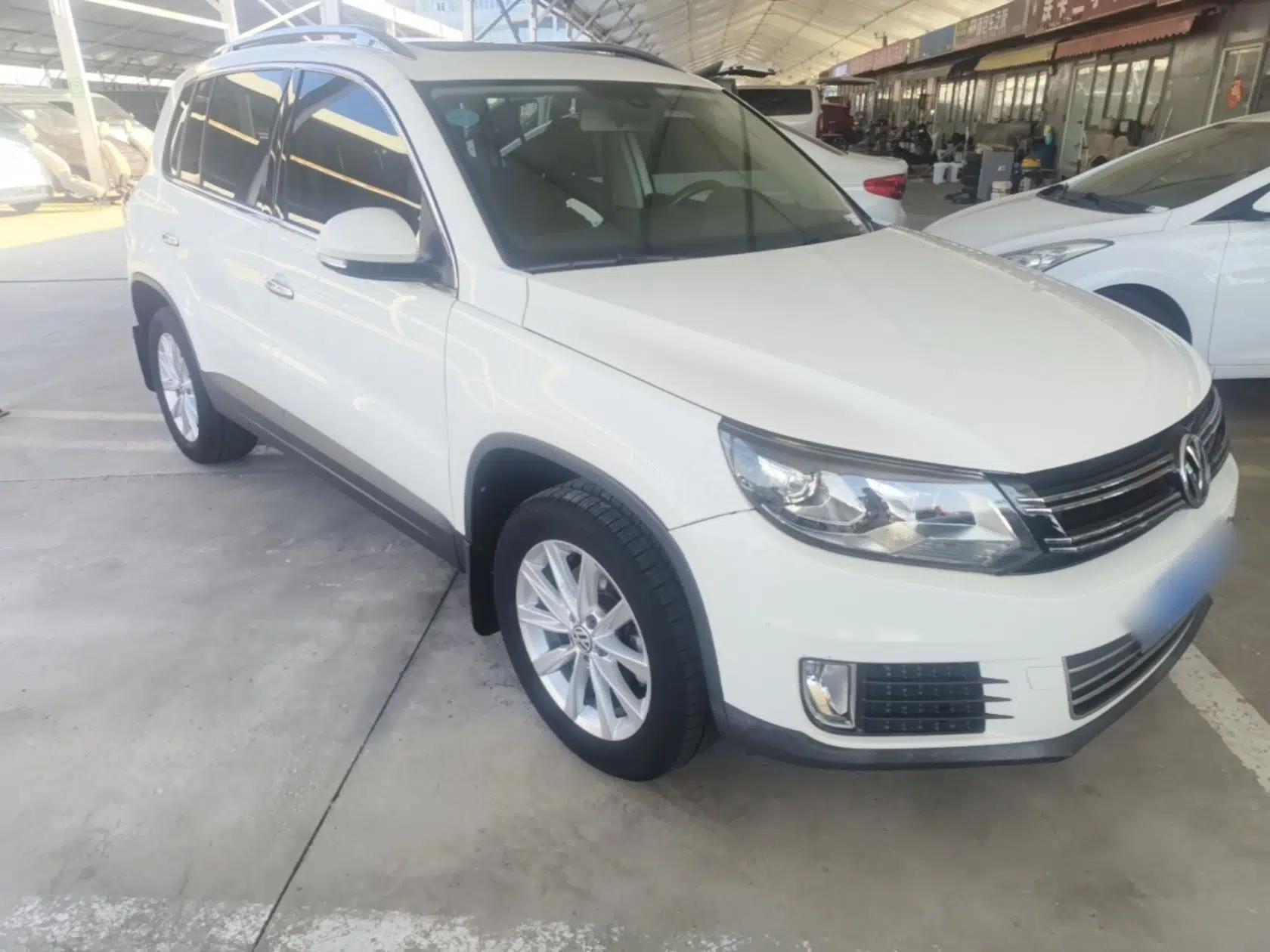 Volkswagen Tiguan 2016 280TSI Automatic Two-Wheel Drive Silk Road Comfort Edition — миниатюра 3