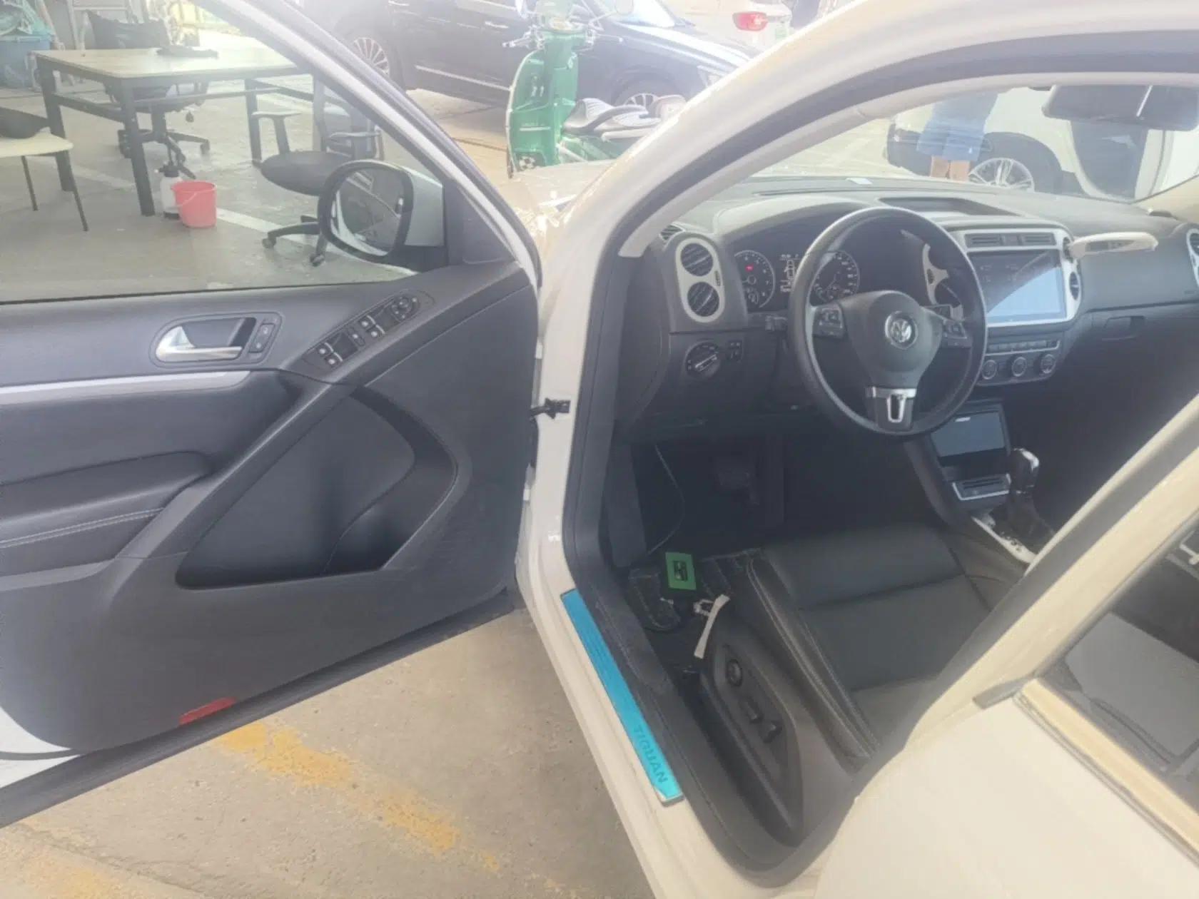 Volkswagen Tiguan 2016 280TSI Automatic Two-Wheel Drive Silk Road Comfort Edition — миниатюра 24