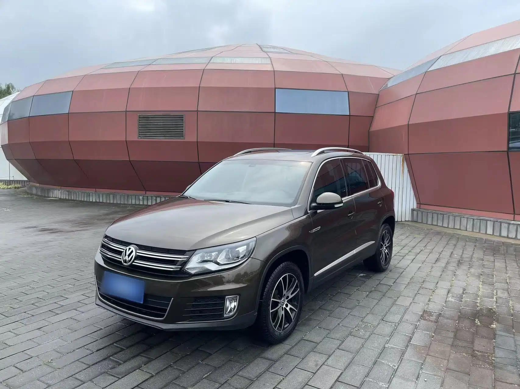Volkswagen Tiguan 2016 300TSI Automatic All-Wheel Drive Luxury Edition — миниатюра 1