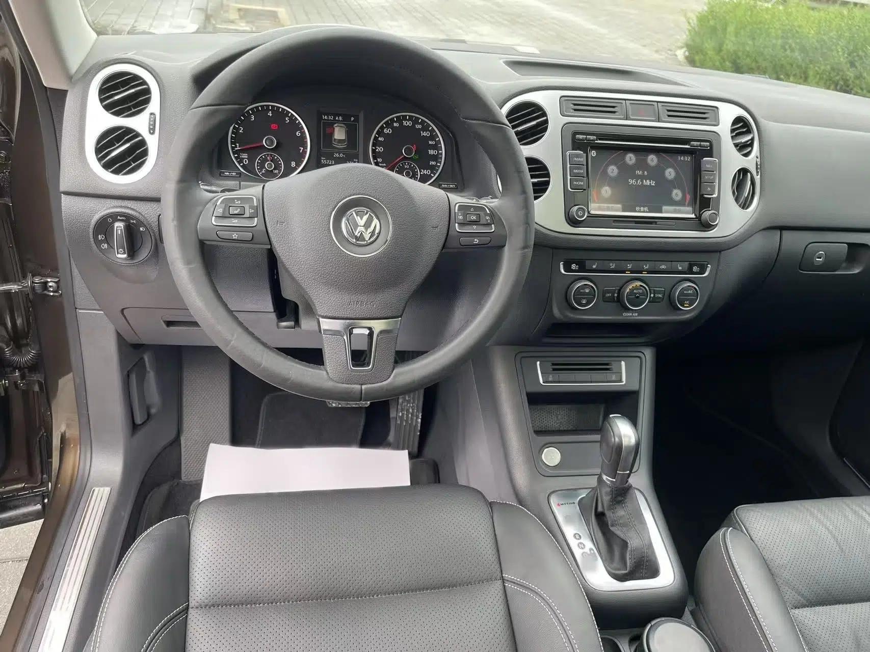 Volkswagen Tiguan 2016 300TSI Automatic All-Wheel Drive Luxury Edition — миниатюра 11