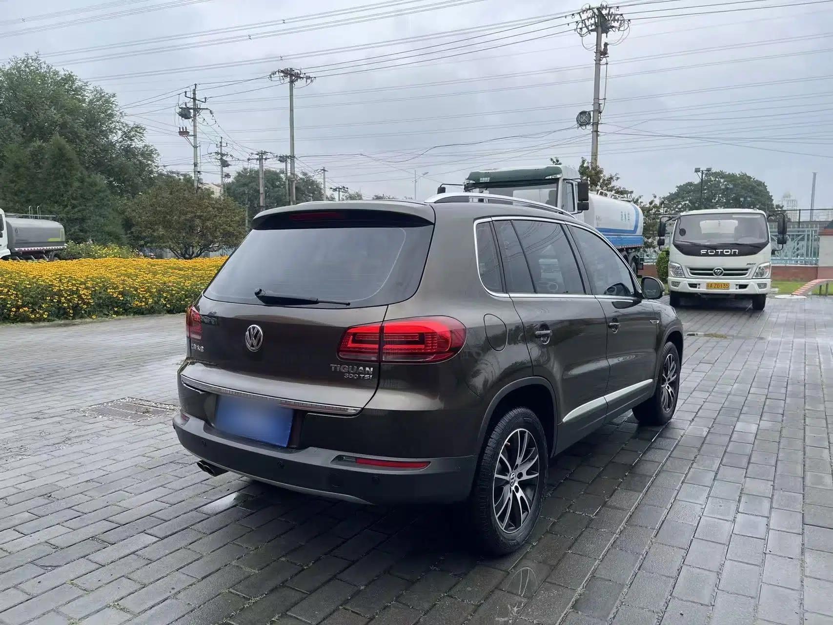 Volkswagen Tiguan 2016 300TSI Automatic All-Wheel Drive Luxury Edition — миниатюра 8