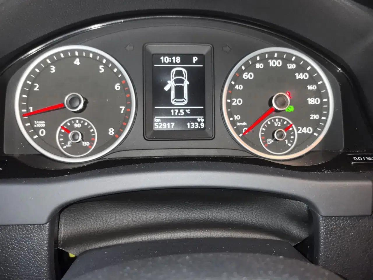 Volkswagen Tiguan 2016 300TSI Automatic Two-Wheel Drive Comfort Edition — миниатюра 12